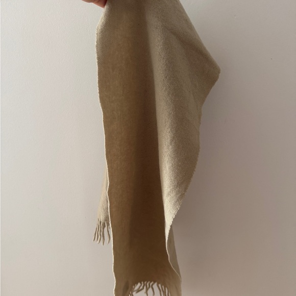 Vintage Valentino Beige Wool Accent Scarf - Picture 3 of 5